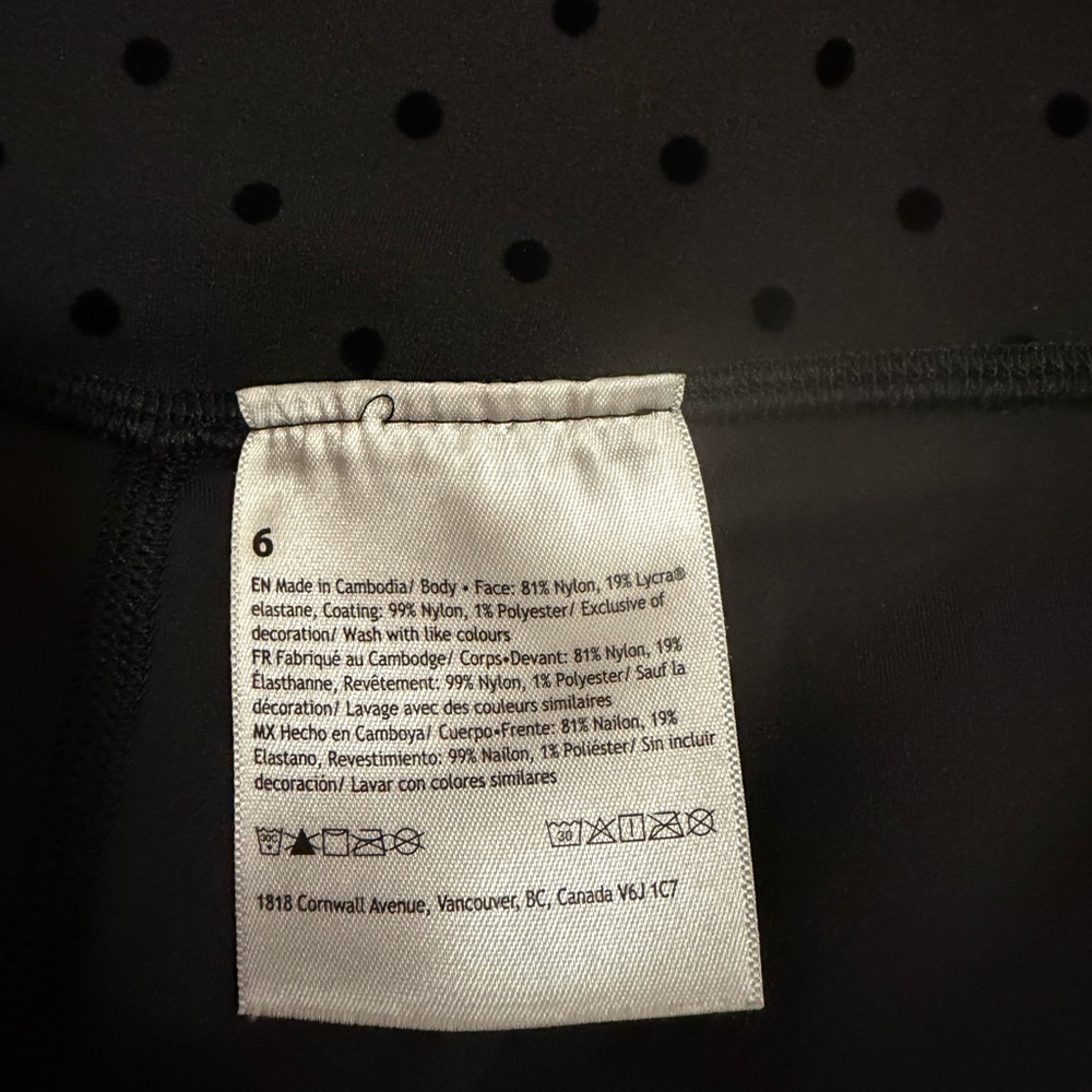 Lululemon Flocked Polka Dot Set – Flow Y Bra + Align HR Shorts (Hemmed 5”)|Black - Picture 9 of 10